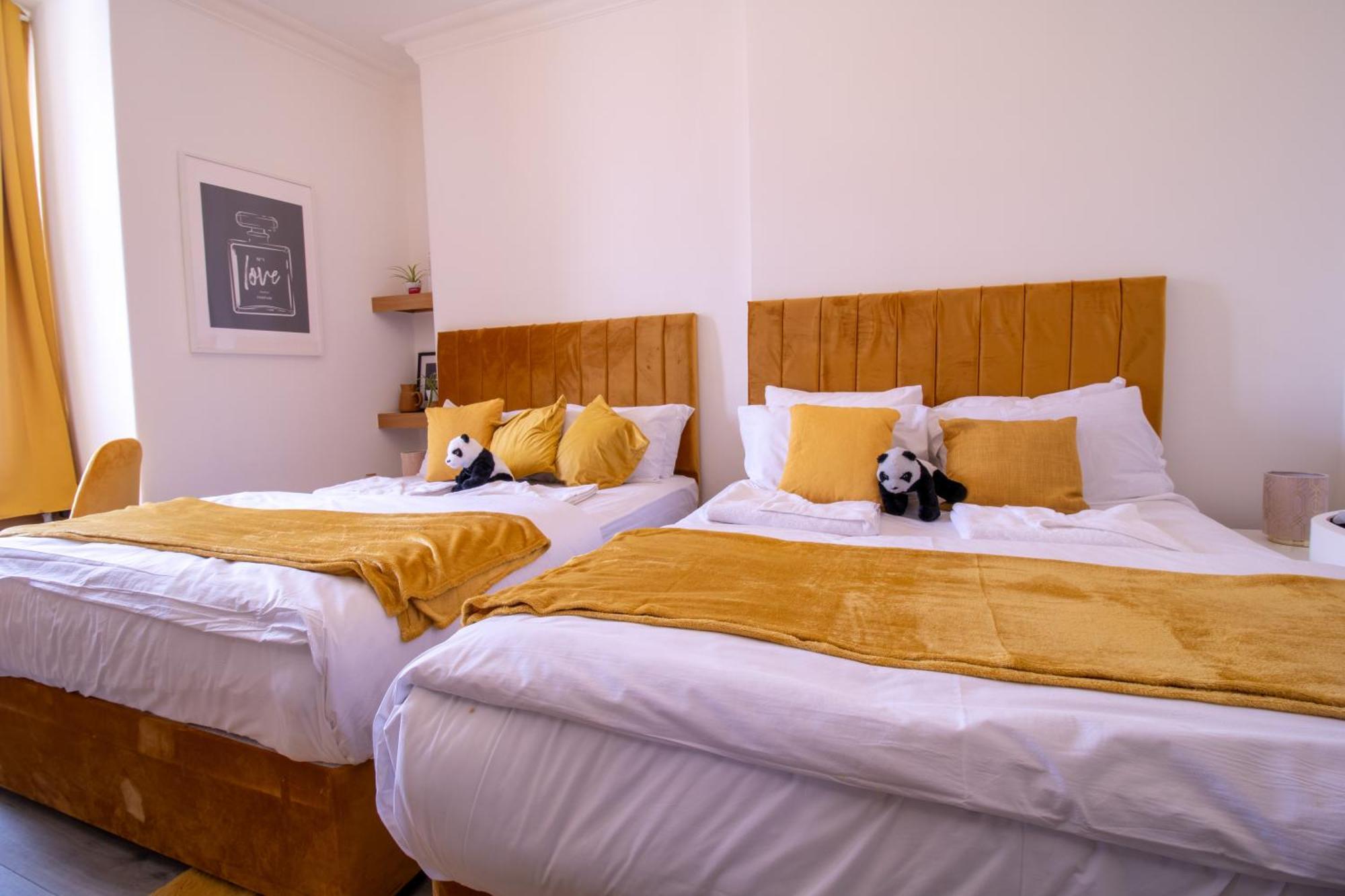 Luxurious Apartments On Oxford Street London Exterior foto